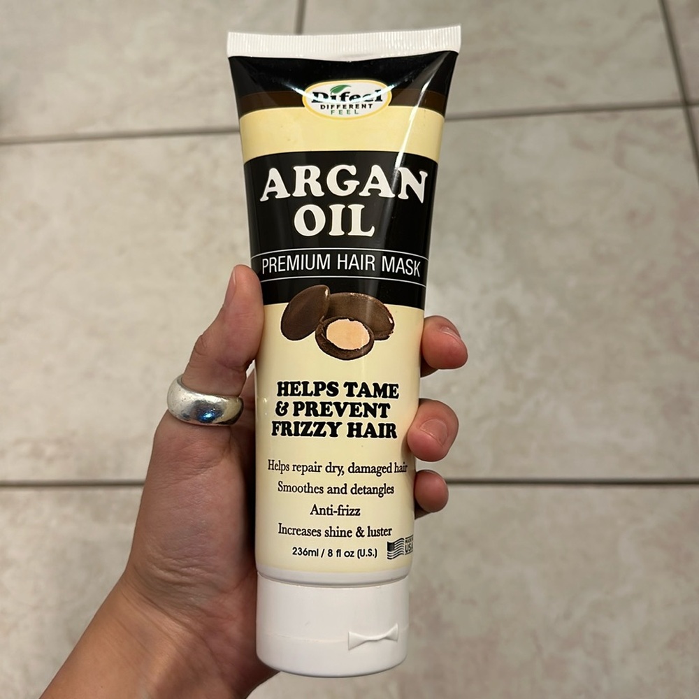 Argan Oil Premium Hair Mask - Different Feel Brand
